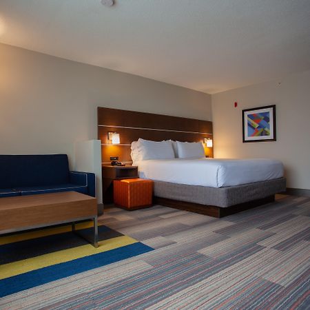 Holiday Inn Express & Suites Atlanta Perimeter Mall Hotel By Ihg Sandy Springs Dış mekan fotoğraf