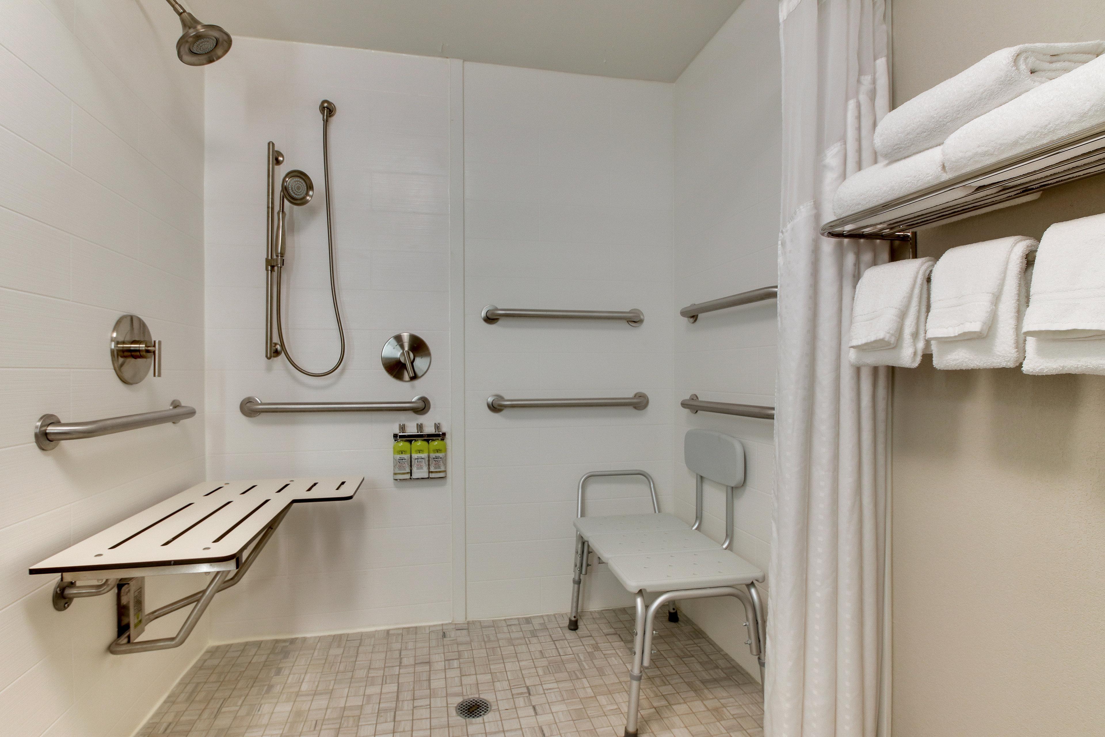 Holiday Inn Express & Suites Atlanta Perimeter Mall Hotel By Ihg Sandy Springs Dış mekan fotoğraf