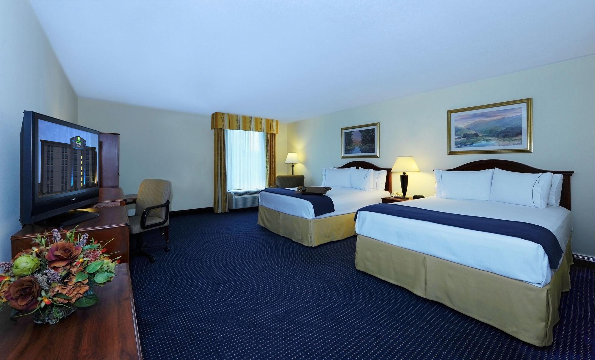 Holiday Inn Express & Suites Atlanta Perimeter Mall Hotel By Ihg Sandy Springs Dış mekan fotoğraf