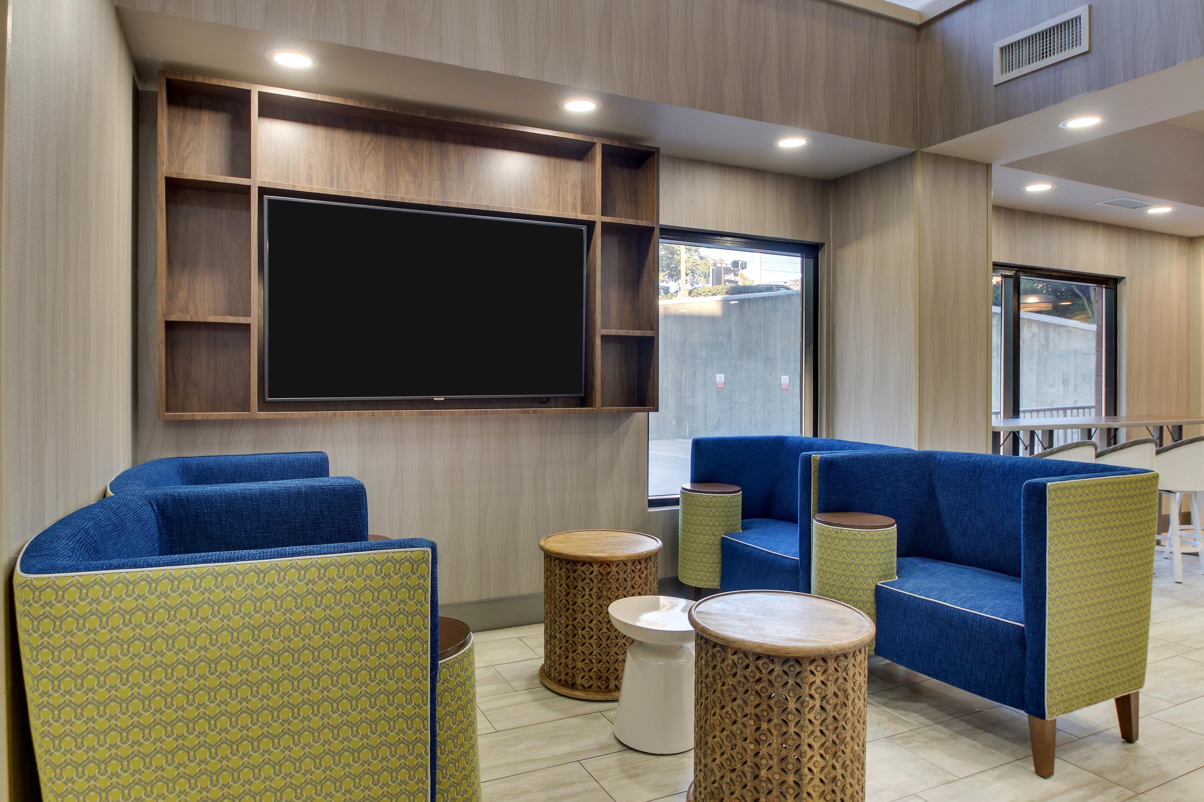 Holiday Inn Express & Suites Atlanta Perimeter Mall Hotel By Ihg Sandy Springs Dış mekan fotoğraf