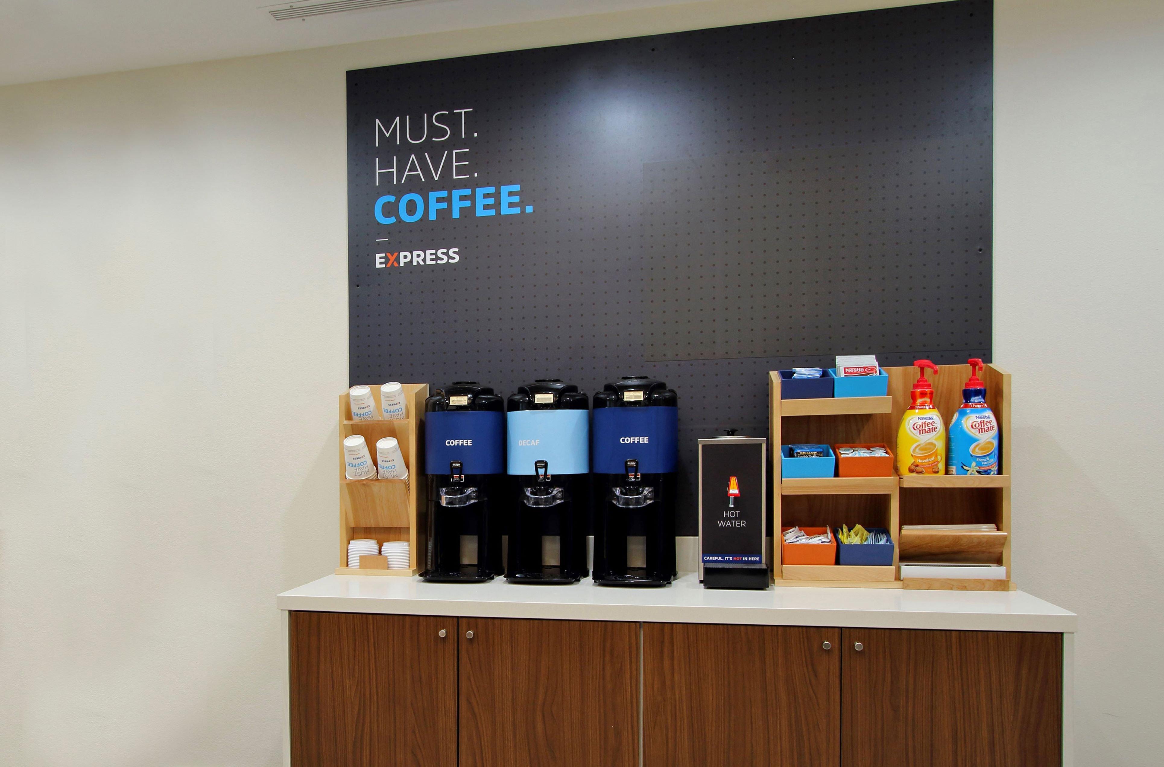 Holiday Inn Express & Suites Atlanta Perimeter Mall Hotel By Ihg Sandy Springs Dış mekan fotoğraf