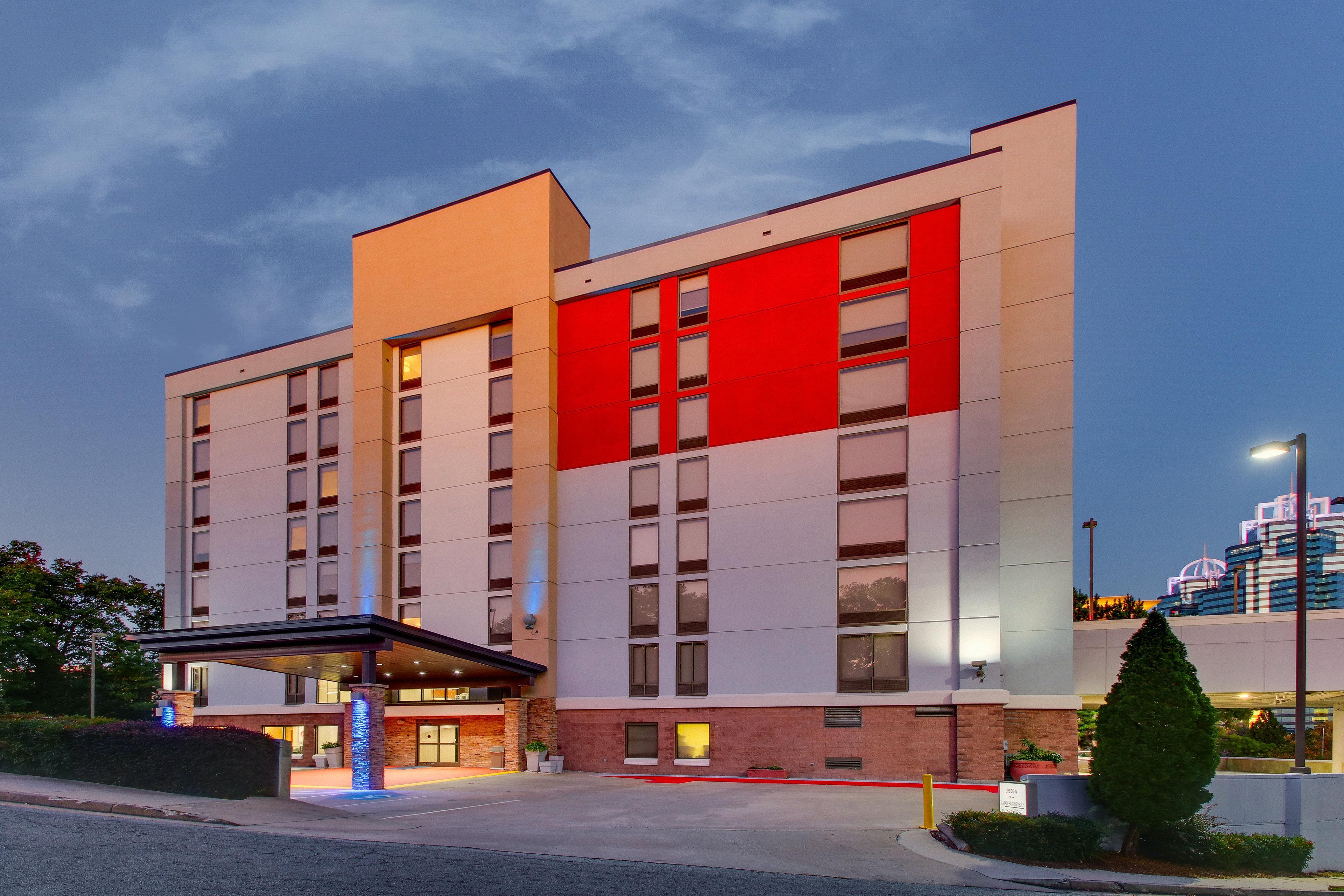 Holiday Inn Express & Suites Atlanta Perimeter Mall Hotel By Ihg Sandy Springs Dış mekan fotoğraf