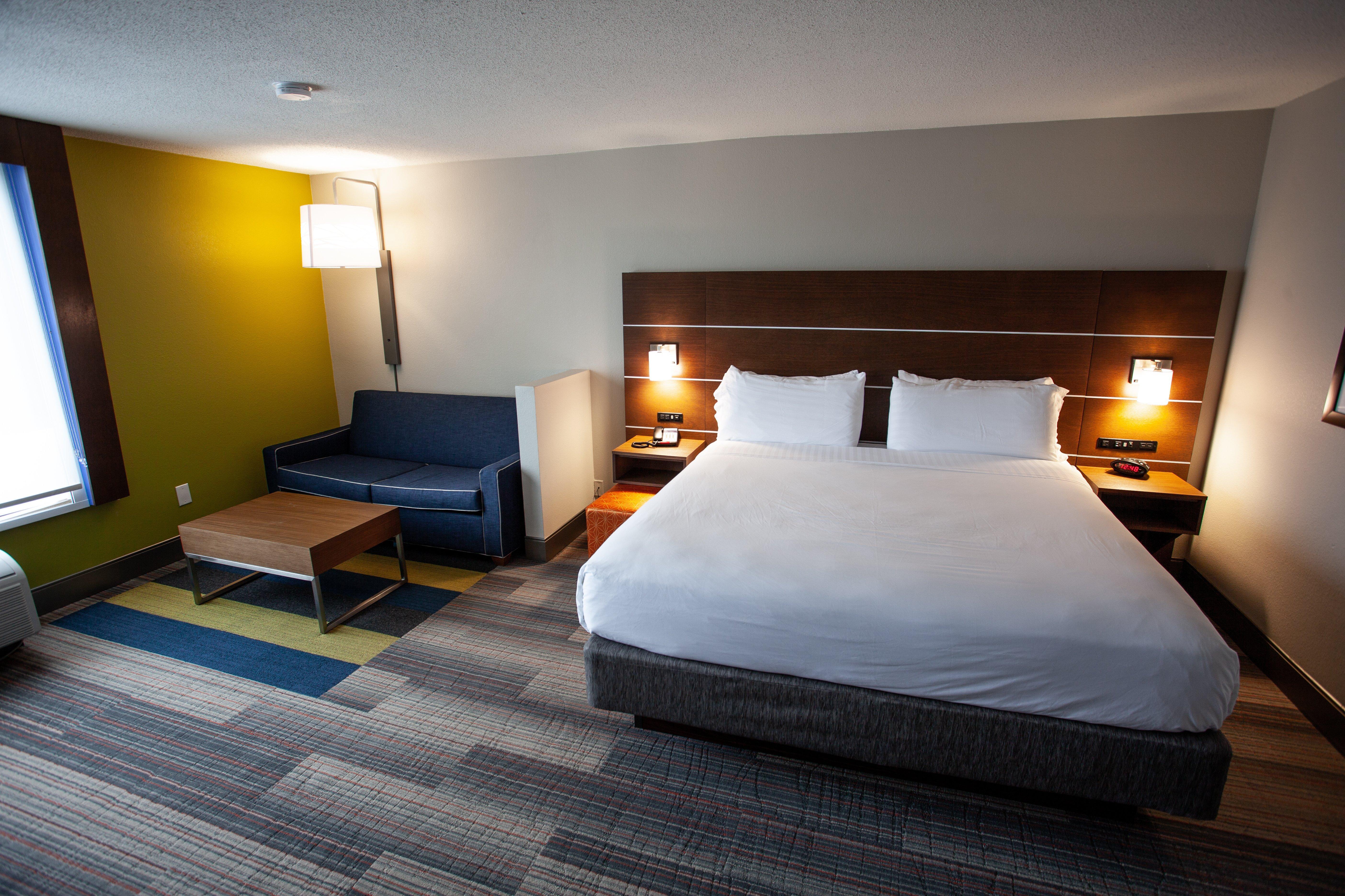 Holiday Inn Express & Suites Atlanta Perimeter Mall Hotel By Ihg Sandy Springs Dış mekan fotoğraf