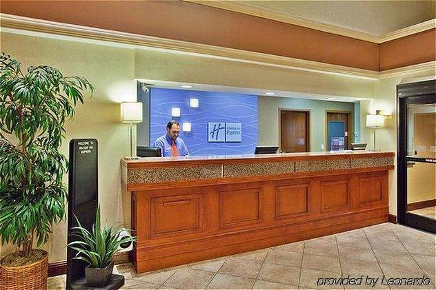 Holiday Inn Express & Suites Atlanta Perimeter Mall Hotel, An Ihg Hotel Sandy Springs İç mekan fotoğraf