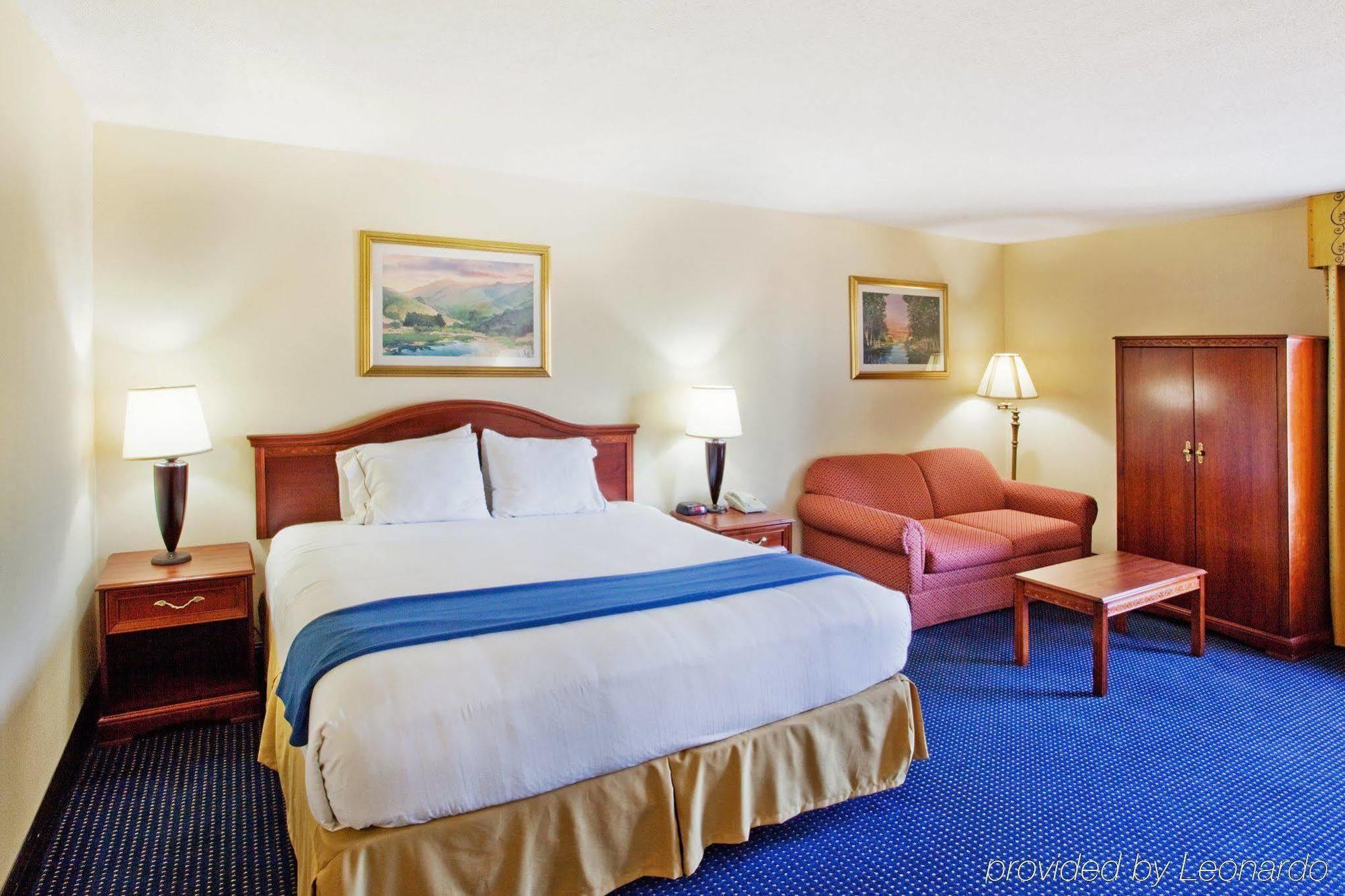 Holiday Inn Express & Suites Atlanta Perimeter Mall Hotel, An Ihg Hotel Sandy Springs Oda fotoğraf